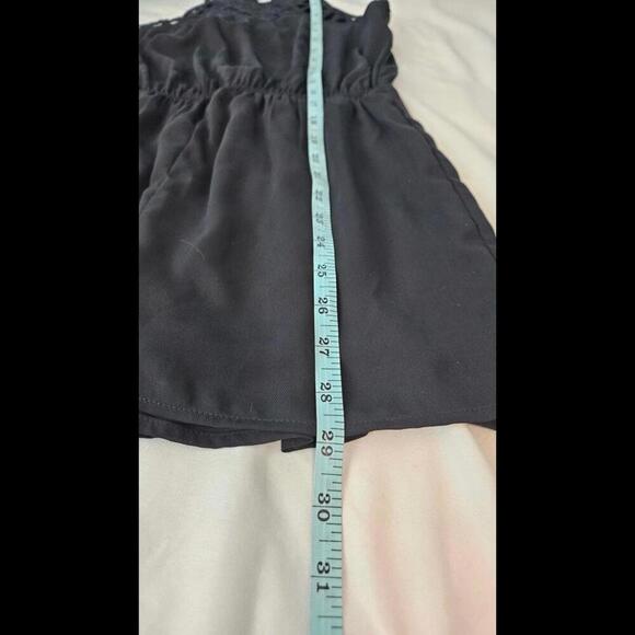 Doe & Rae Black Lace Back Romper Size XS - Picture 7 of 9
